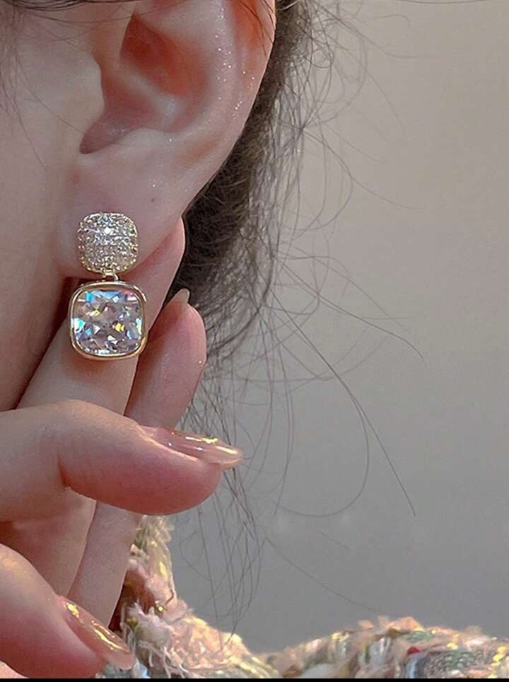 Women's Elegant Faux Druzy Quartz Drop Earrings, Chic Rhinestone Square Post Earrings, Sparkling Gold-Toned Evening Fashion Jewelry 2