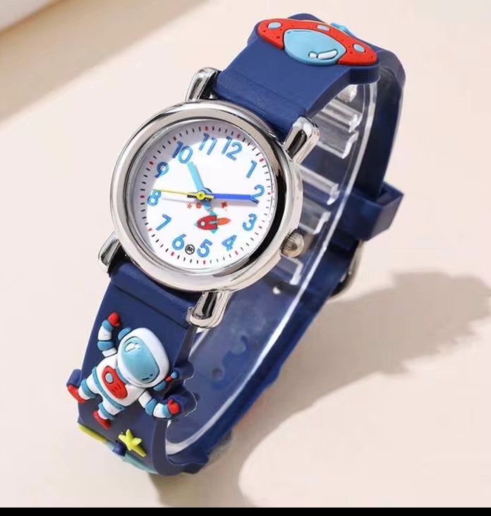 Kids' Outer Space Astronaut Analog Watch, Cute Learning Time Quartz Wristwatch for Boys and Girls with 3D Silicone Rocket Strap