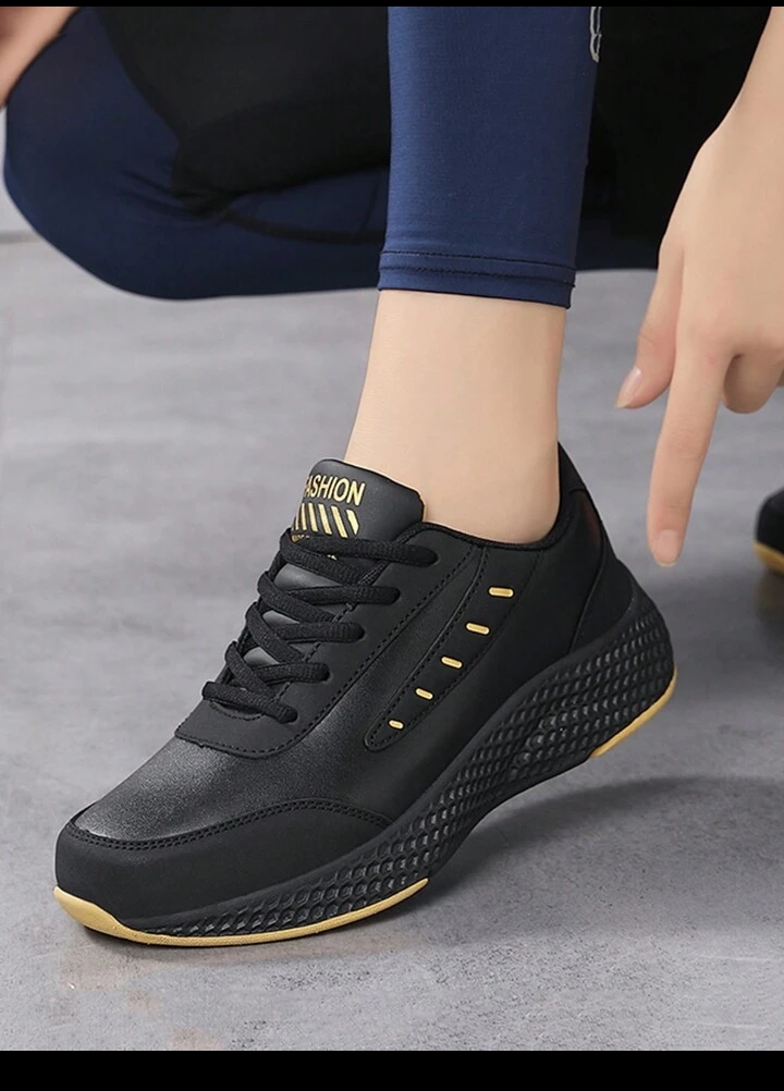 Women's Sporty Black Sneakers, Comfortable Everyday Running Shoes 3