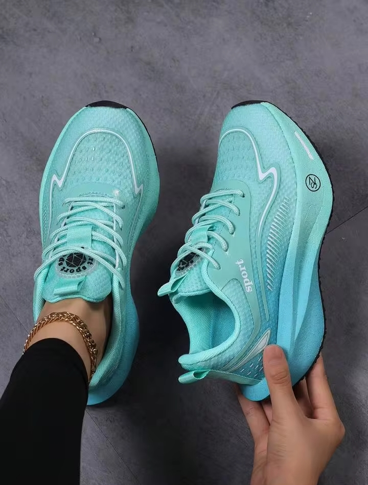 Women's Lightweight White Sports Shoes, Comfortable Walking Sneakers
