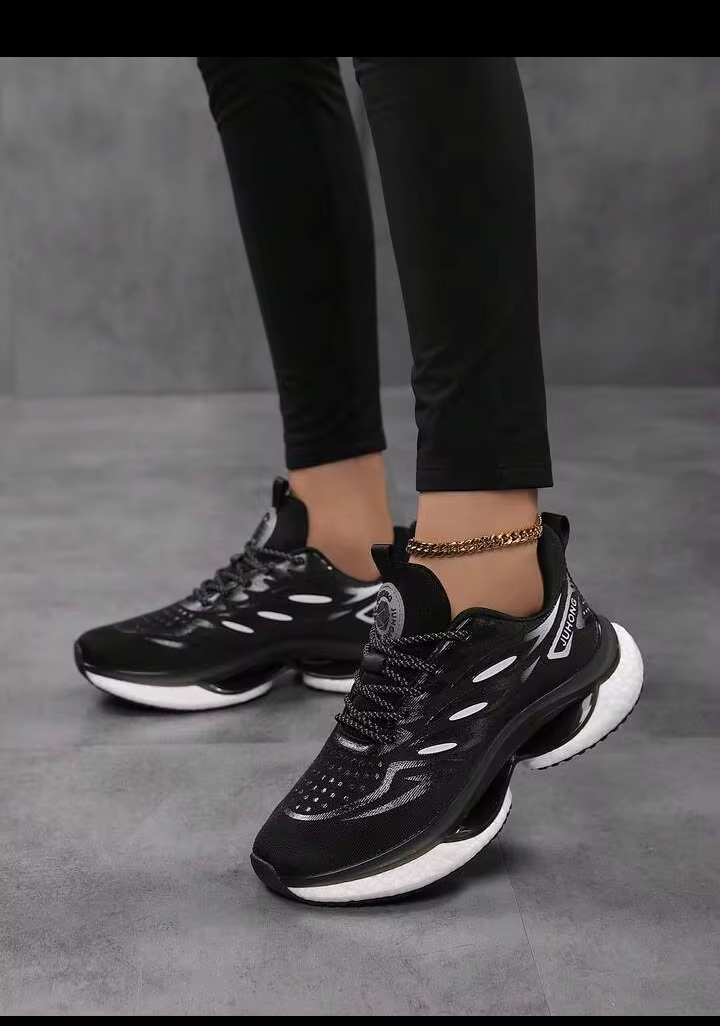Women's Lightweight White Sports Shoes, Comfortable Walking Sneakers 3