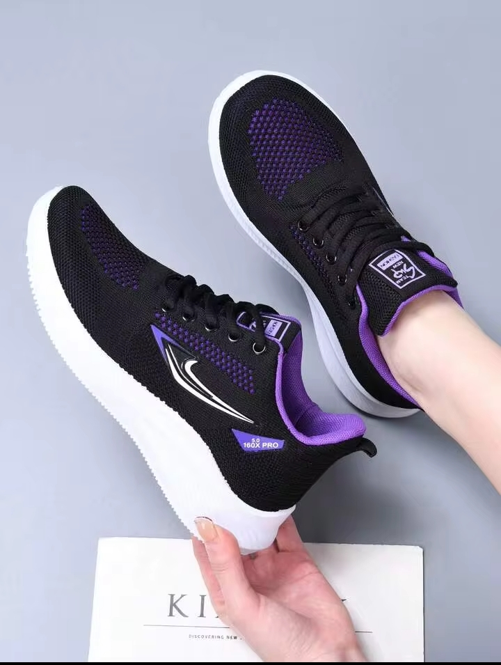 Women's Everyday Running Sneakers, Lightweight Mesh Casual Shoes 3