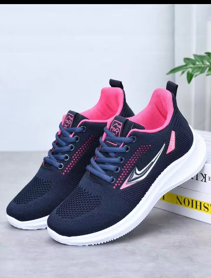 Women's Everyday Running Sneakers, Lightweight Mesh Casual Shoes 2