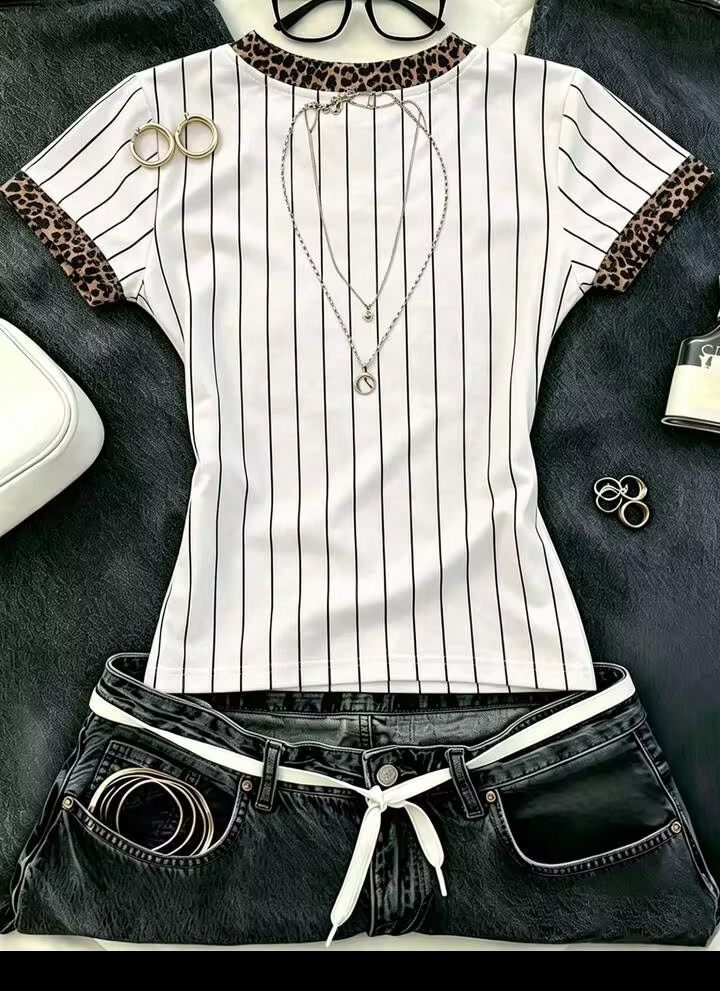 Women's Fashion Sporty Jersey T-Shirt, Graphic V-Neck Everyday Casual Wear 3