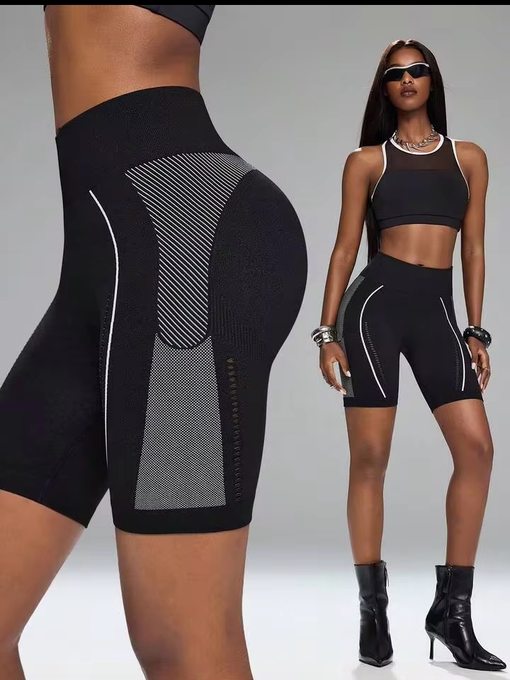 Women's Seamless Two-Tone Workout Shorts, Squat-Proof Compression Shorts for Activewear