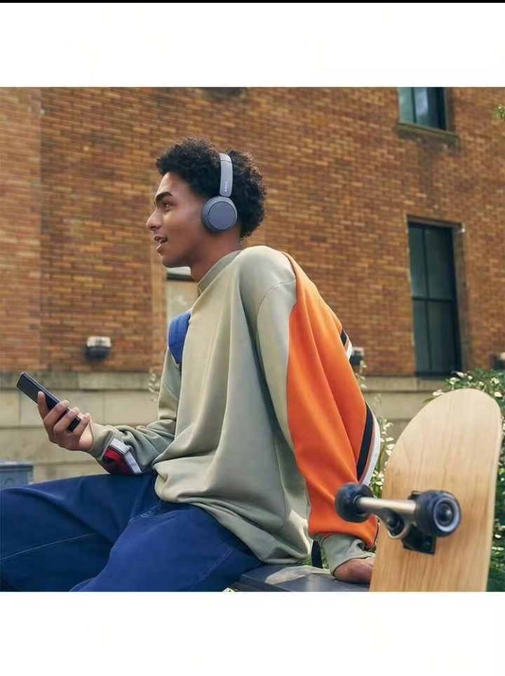 Sony WH-CH520 Wireless Bluetooth Headphones: Lightweight And Comfortable To Wear, Digital Sound Enhancement Engine, Clear Sound Quality, And Versatile Retro Colors 3