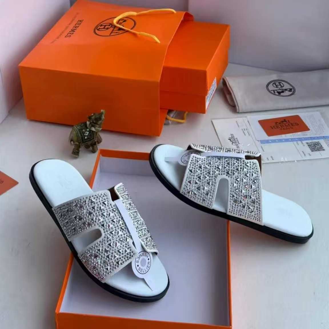 Luxury H Logo Crystal Rhinestone Flat Slide Sandals Bling Open Toe Slip On Summer Shoes White Silver