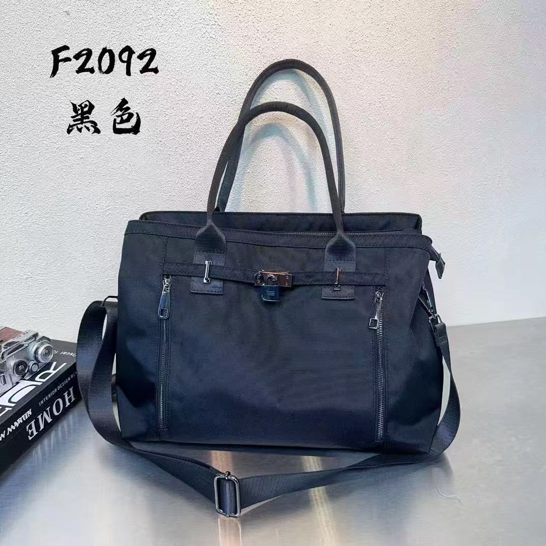 Large Capacity Nylon Tote Bag Multi Pocket Zipper Lock Clasp Shoulder Crossbody Handbag Black