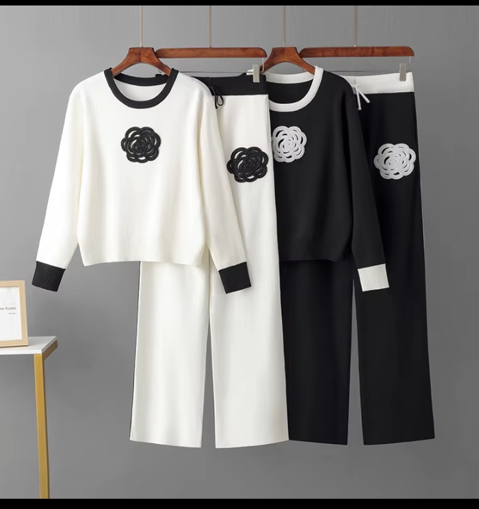 Women's Casual Knit Two-Piece Set, Loose Long Sleeve Pullover Tunic Top & High Waisted Wide Leg Pants Co-ord Set with Belt