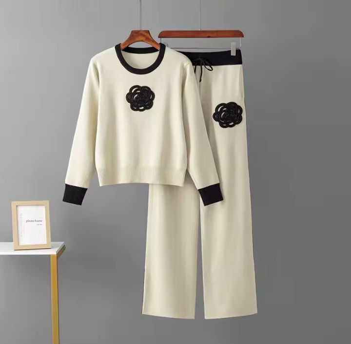 Women's Casual Knit Two-Piece Set, Loose Long Sleeve Pullover Tunic Top & High Waisted Wide Leg Pants Co-ord Set with Belt 2