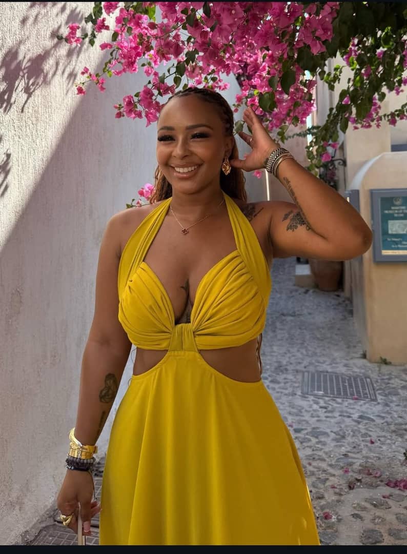 Women's Halter Neck Cut-Out Backless Maxi Dress, Solid Color Ruched Bust Flowy Vacation Long Dress 2