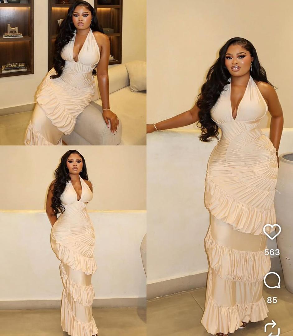 Women's Halter Neck Ruched Ruffle Maxi Dress, Backless V-Neck Solid Color Slim Fit Evening Party Long Dress 3