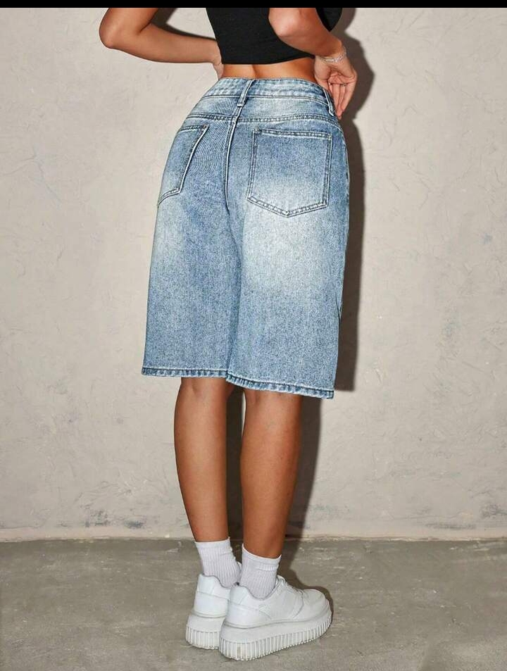 Women's Vintage-Wash Denim Bermuda Shorts – Casual High-Rise Fit 2