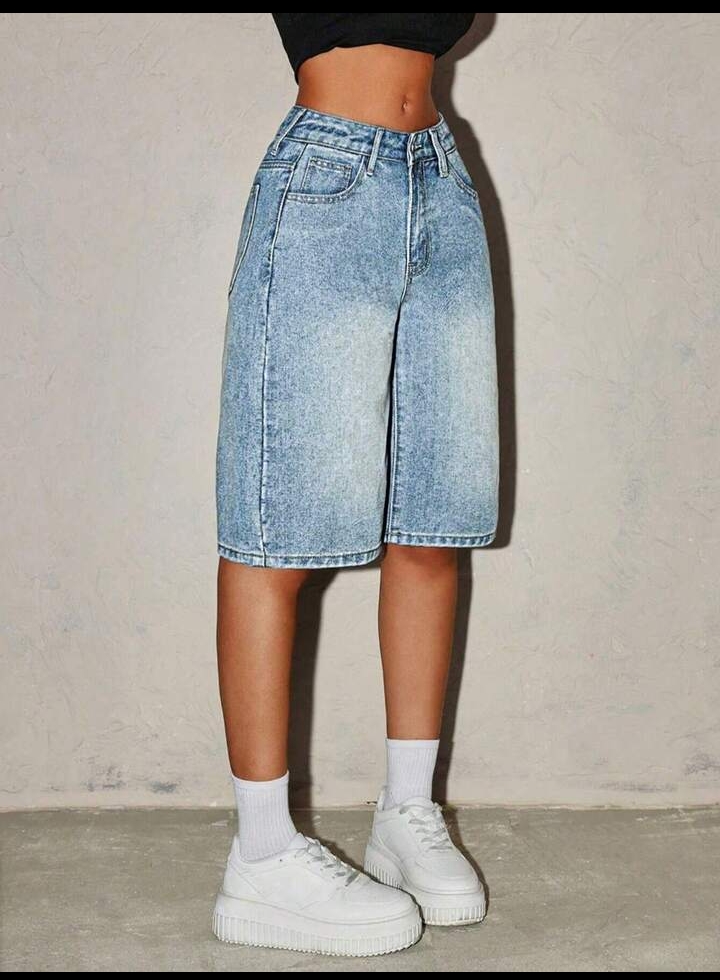 Women's Vintage-Wash Denim Bermuda Shorts – Casual High-Rise Fit 3