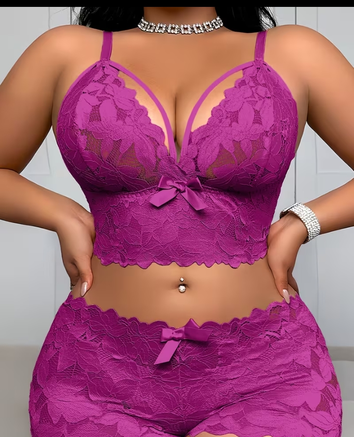 Women's Floral Lace Bralette and Matching Panty Set – Vibrant Purple