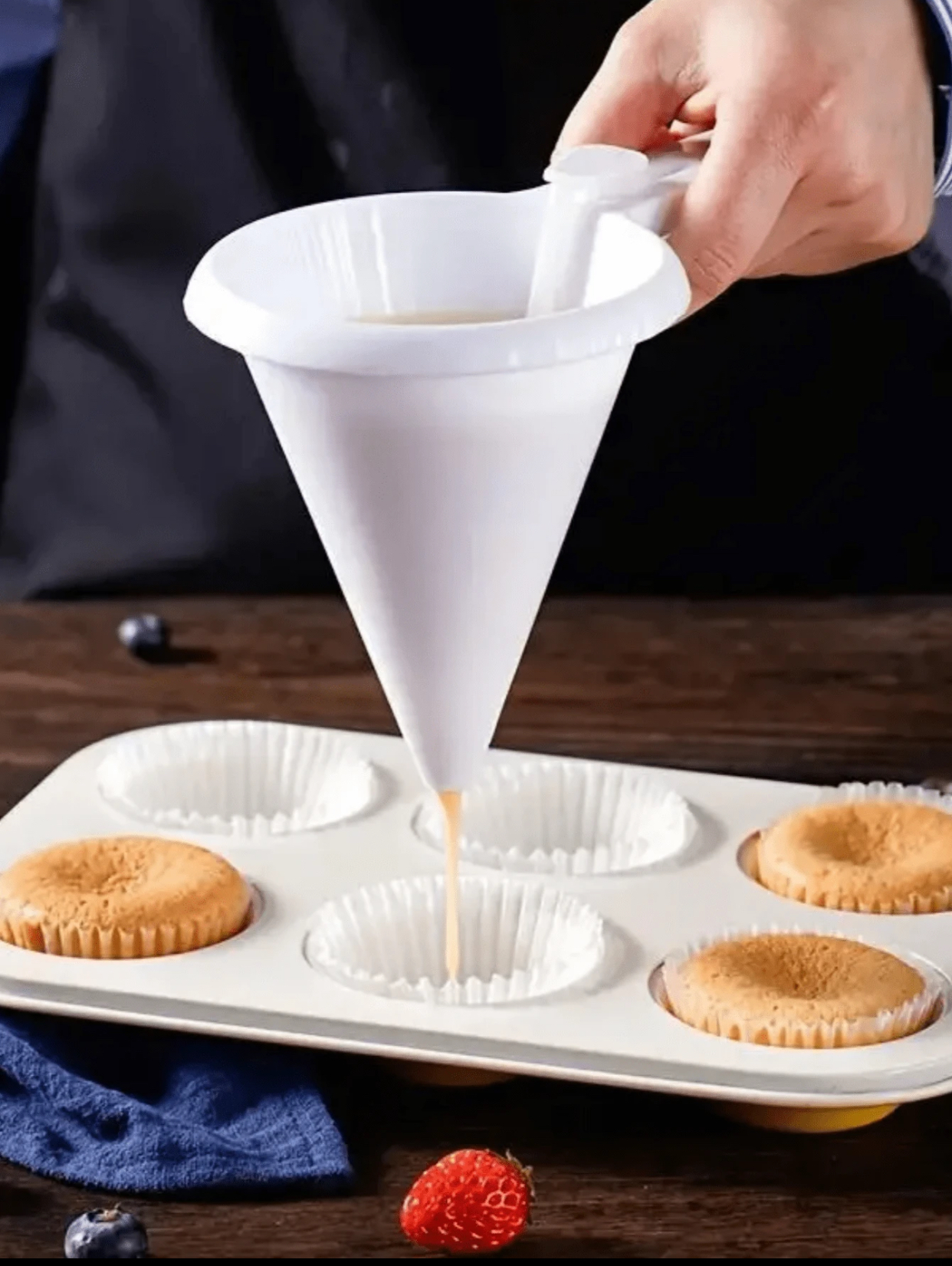 Precision Handheld Batter Dispenser & Funnel with Trigger Valve