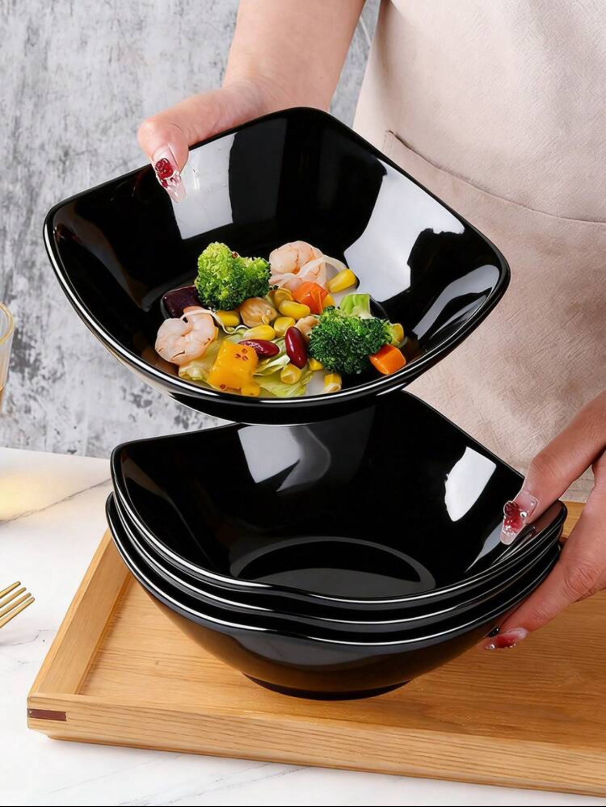 Luxury Glossy Black Ceramic Square Serving Bowls Set Modern Angled Porcelain Soup Salad Pasta Fruit Bowls Scratch-Resistant Heavyweight Mixing Nesting Bowls for Kitchen Restaurant(4pcs)