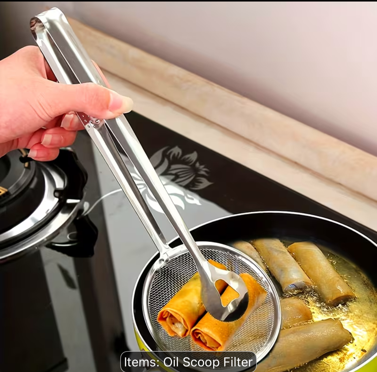 2-in-1 Stainless Steel Deep Fry Mesh Colander Scoop – Creative Oil Skimmer Strainer Filter Combined with Integrated Food Tong Clip