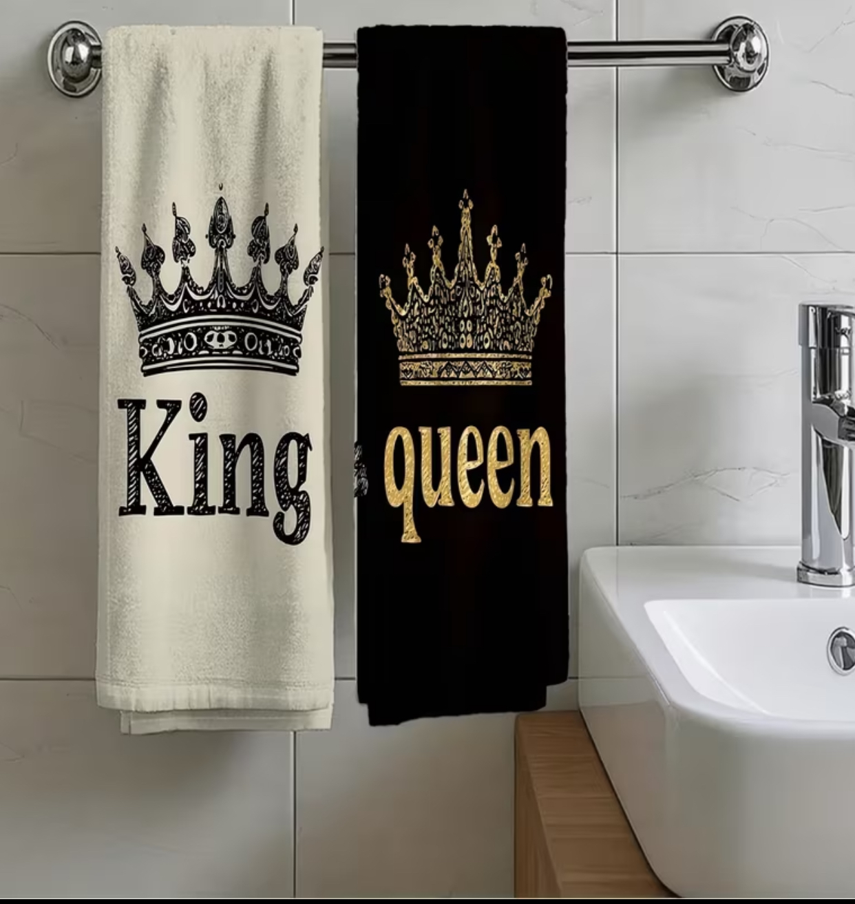 King & Queen Crown Accent Floor Mat (66 \times 43\text{ cm})