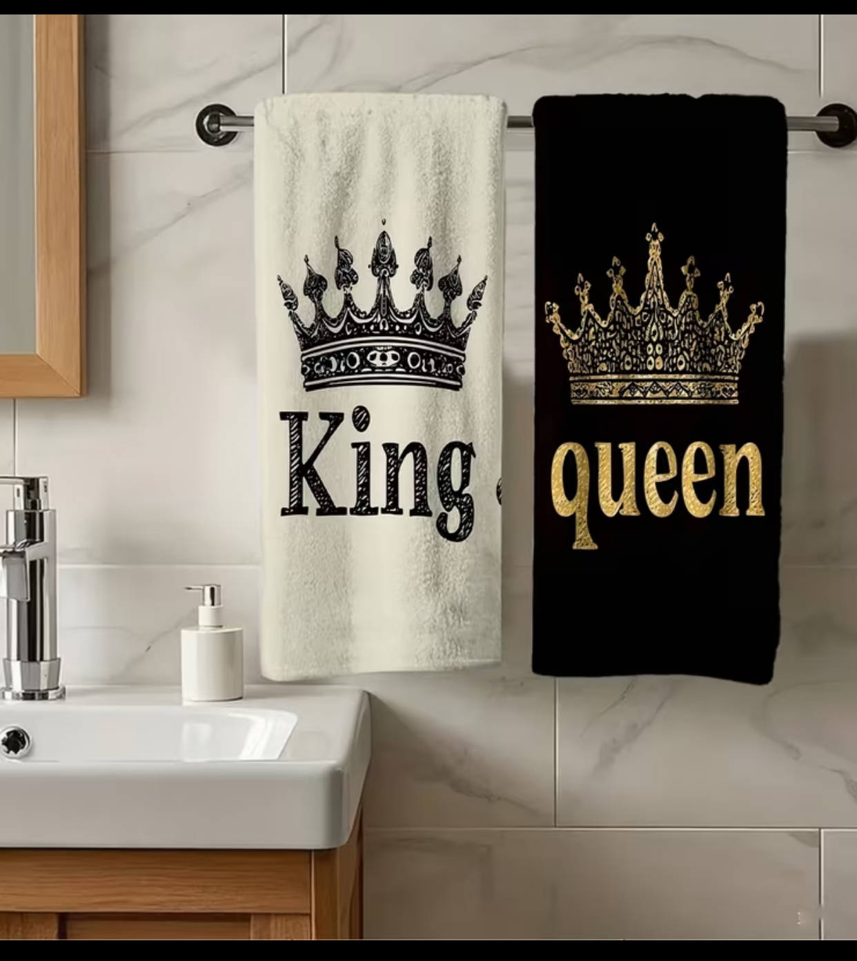 King & Queen Crown Accent Floor Mat (66 \times 43\text{ cm}) 2