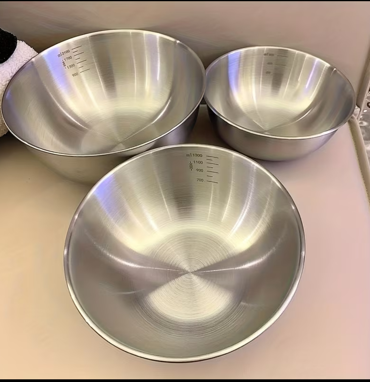 3-Piece Stainless Steel Graded Mixing Bowl Set with Interior Measurement Marks 2