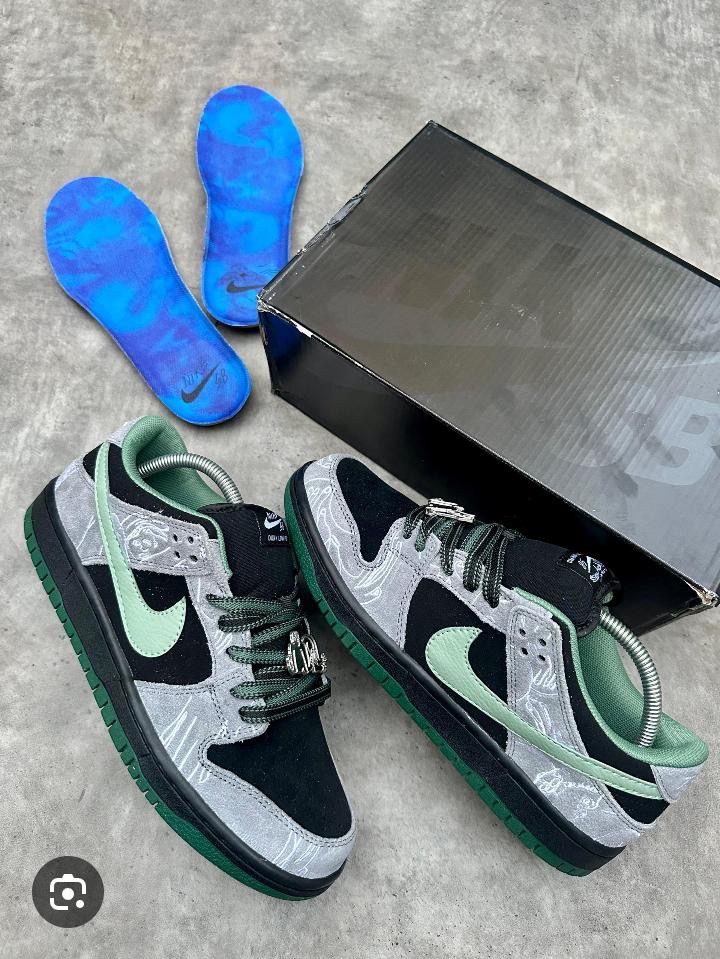 Custom Nike Dunk Low "Electric Lightning"