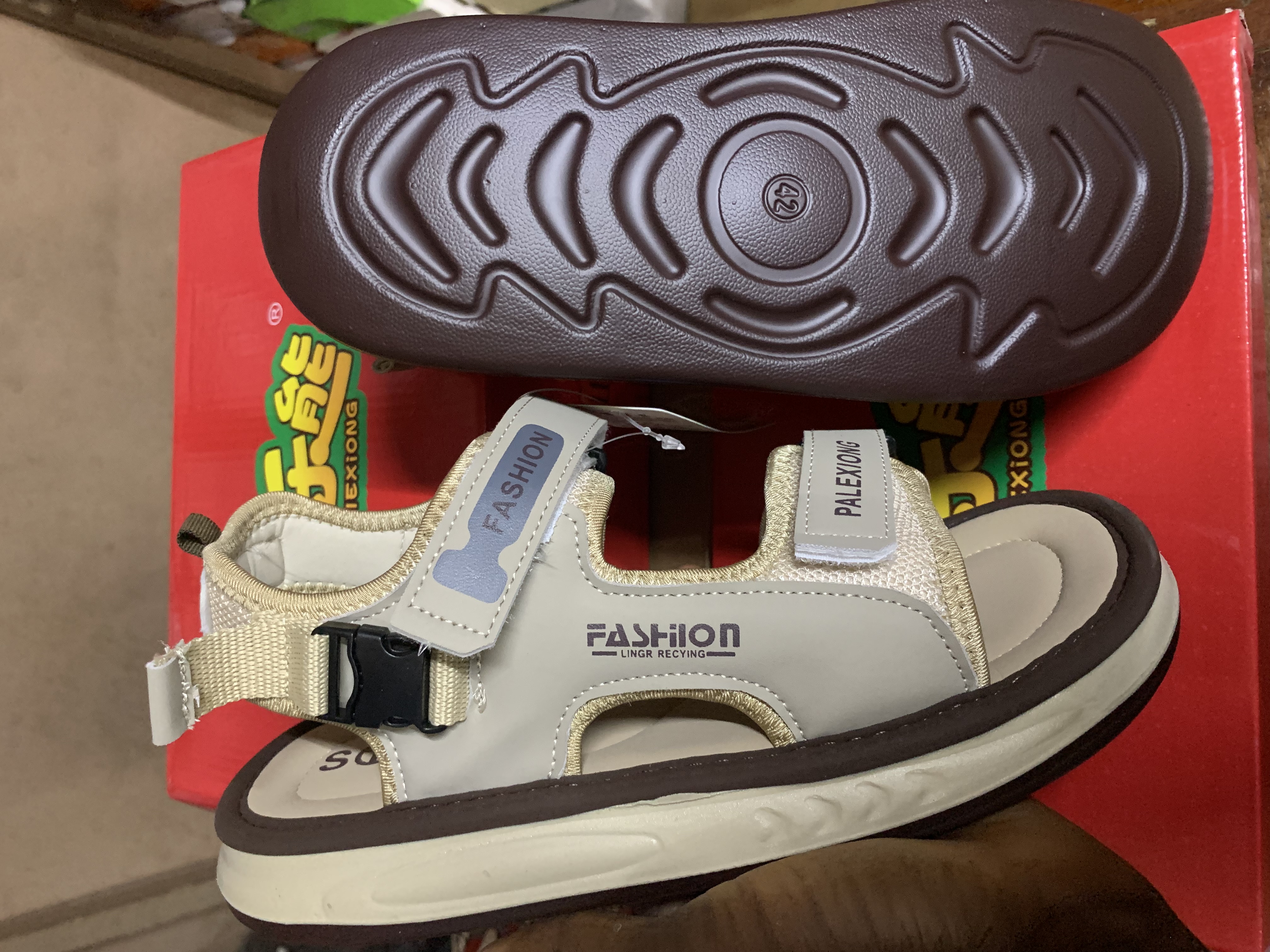 Quality sandals for children 