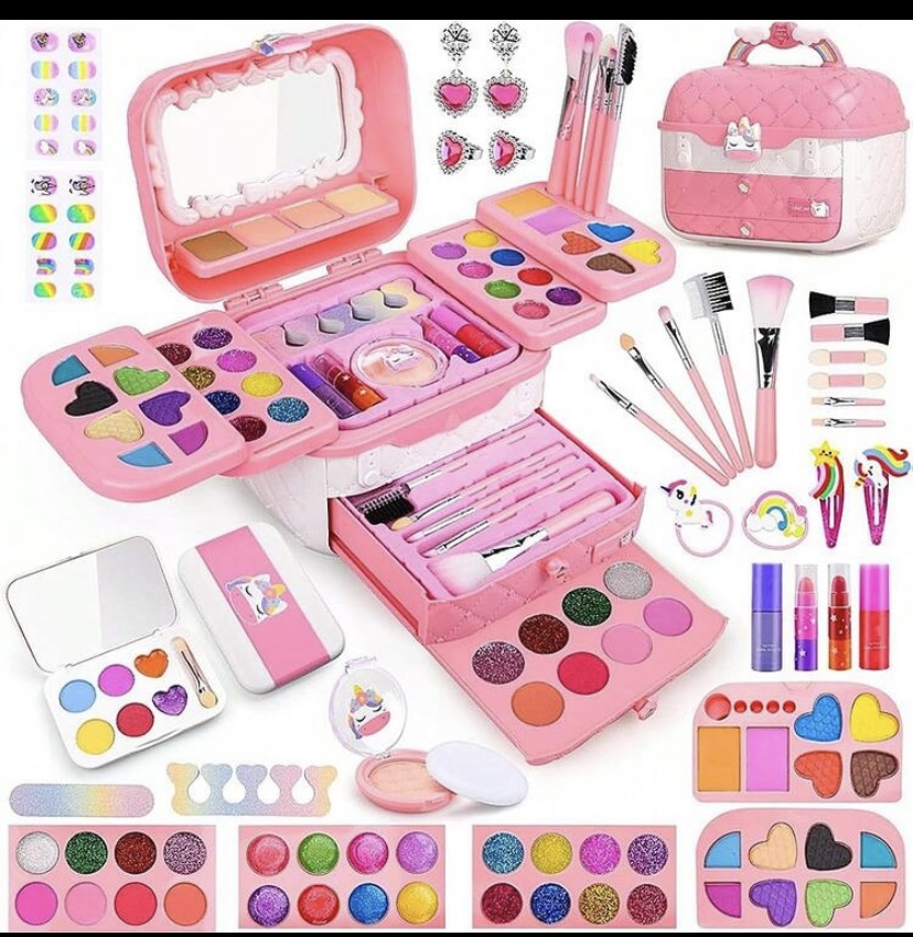 Unicorn Dreams" Multi-Tiered Children's Makeup Vanity Case