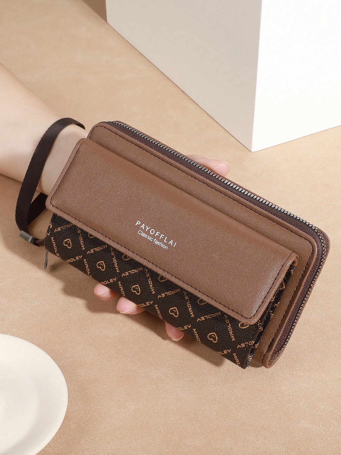 PAYOFFLAI Monogram Block Clutch