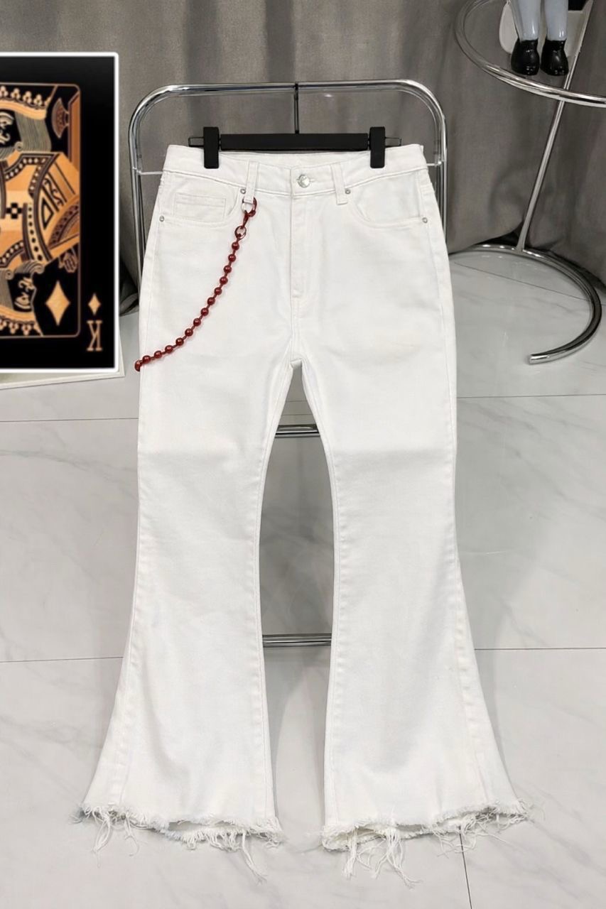 Pristine White Frayed-Hem Flare Jeans with Red Beaded Hip Chain