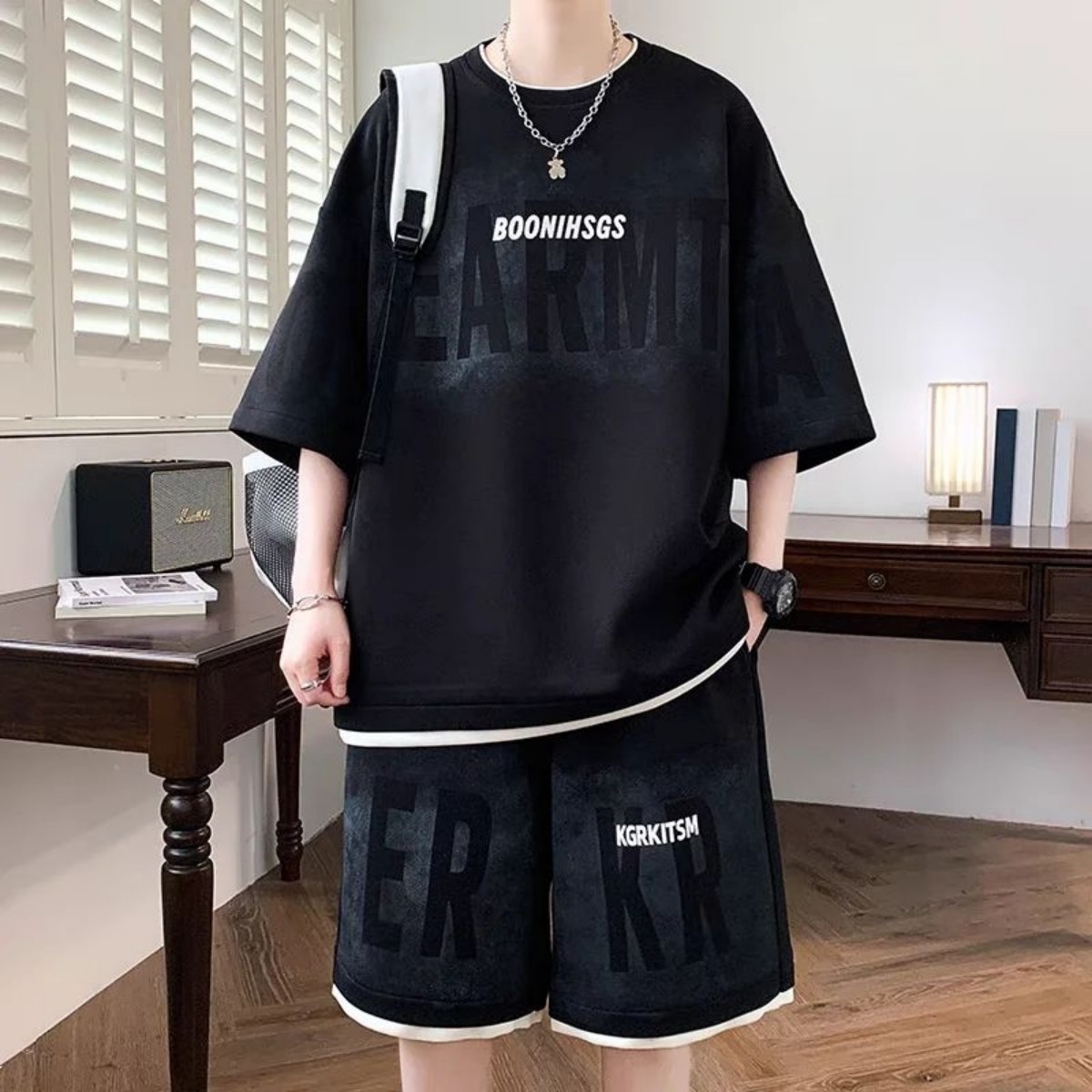 Black Acid-Wash "BOONIHSGS" Set Vintage-Inspired Black Acid-Wash Oversized Streetwear Set with Faded Typography and Double-Layer Hems