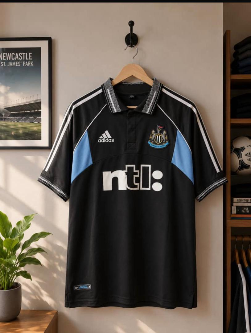 Newcastle United F.C. Retro 2000-2002 Away Jersey with Knit Collar and Vintage ntl: Sponsor – Jet Black & Sky Blue