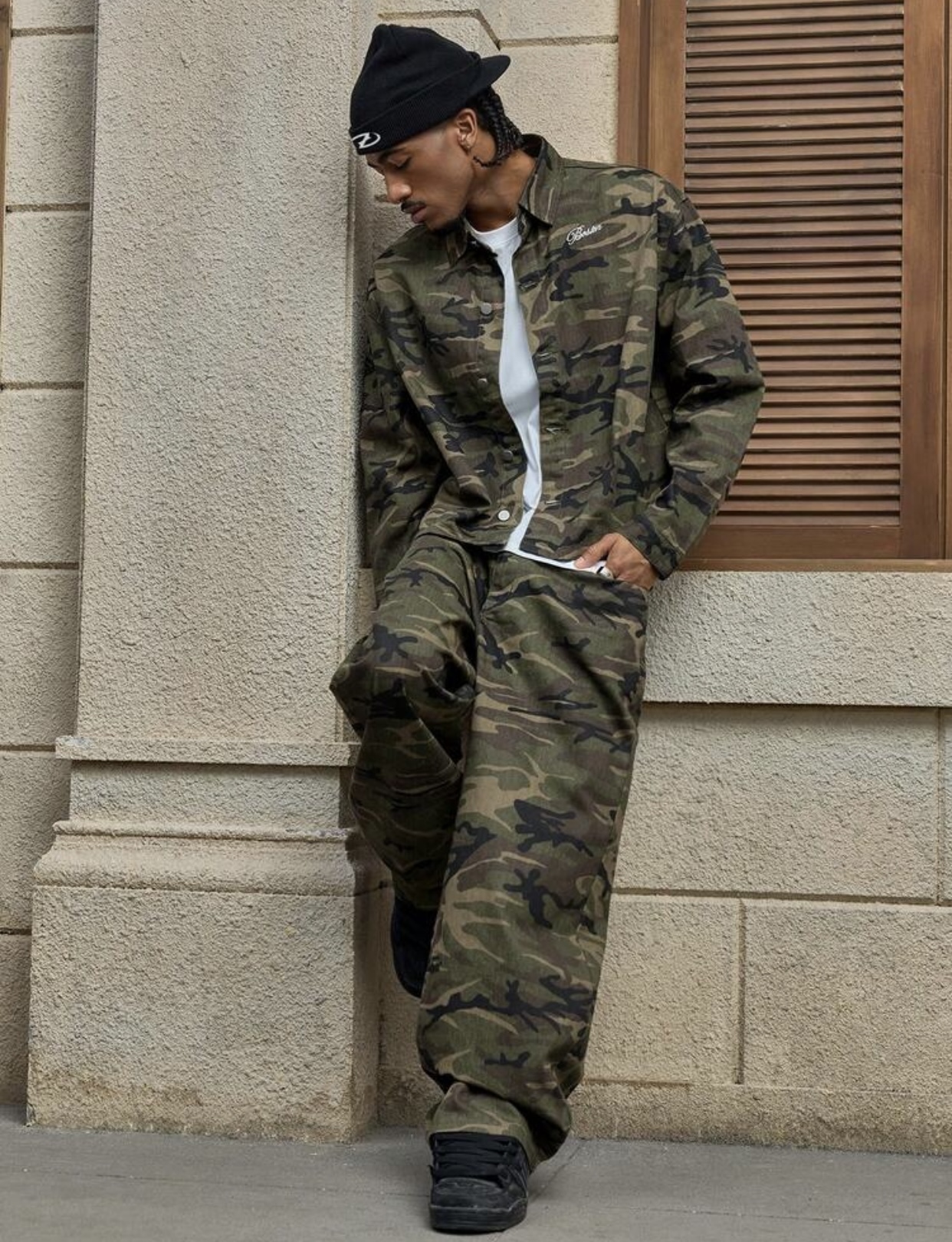 Woodland Camo Men's Streetwear Gorpcore Loose Fit Woodland Camouflage Printed Jacket and Wide Leg Cargo Pants Two-Piece Utility Set 3