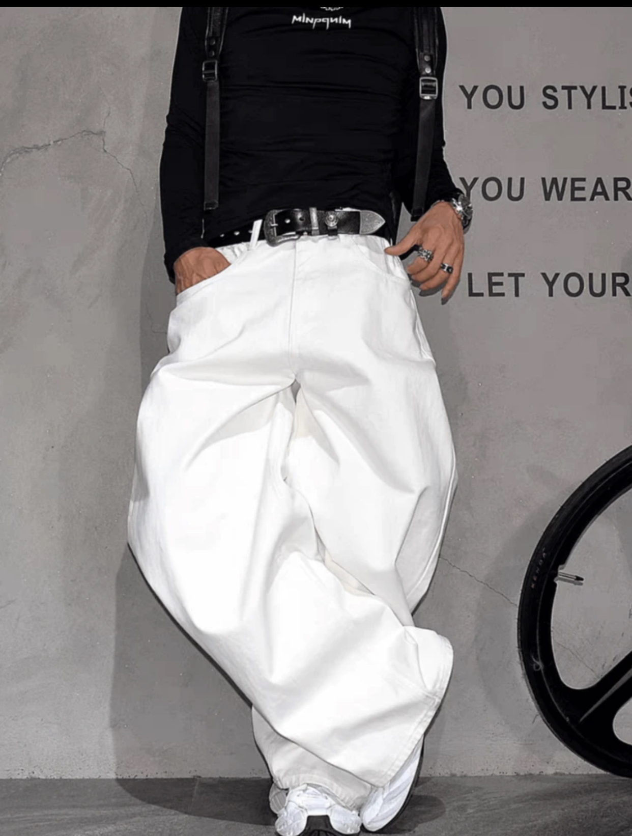 Minimalist Tech-Wear Stark White Heavyweight Denim Cargo Jeans Featuring an Extreme Ultra-Baggy Loose Silhouette with Oversized Back Patch Pockets