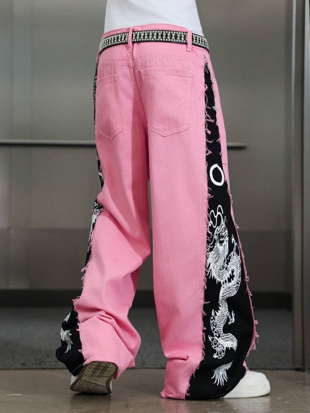 Y2K-Inspired Baggy Black Denim Jeans Featuring a Reconstructed White Side-Panel Inset with an Illustrated Monochrome Dragon and Traditional Japanese Graphic Print 2
