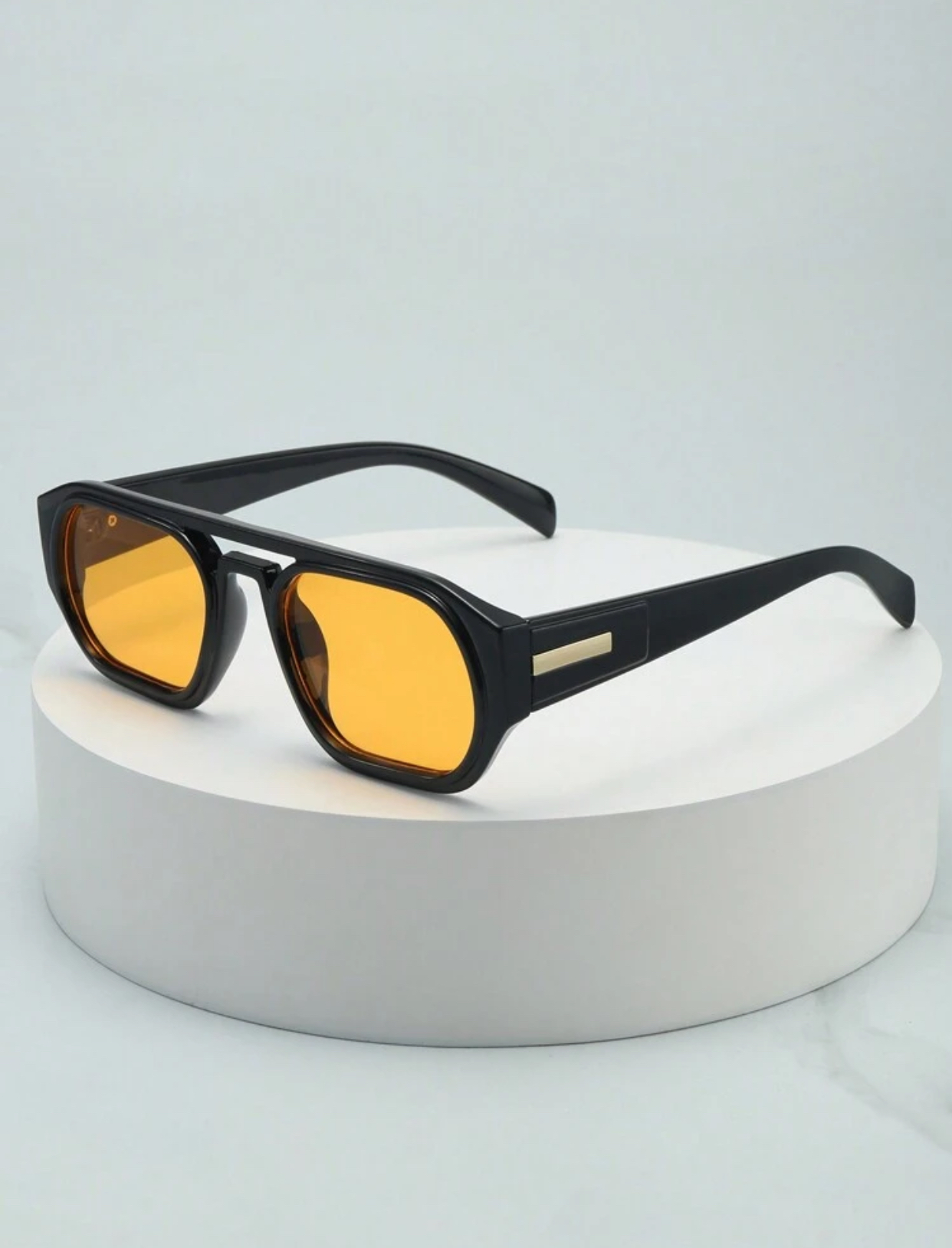 Urban Utility Bold Square-Frame Sunglasses in Rich Mottled Amber Tortoiseshell Acetate