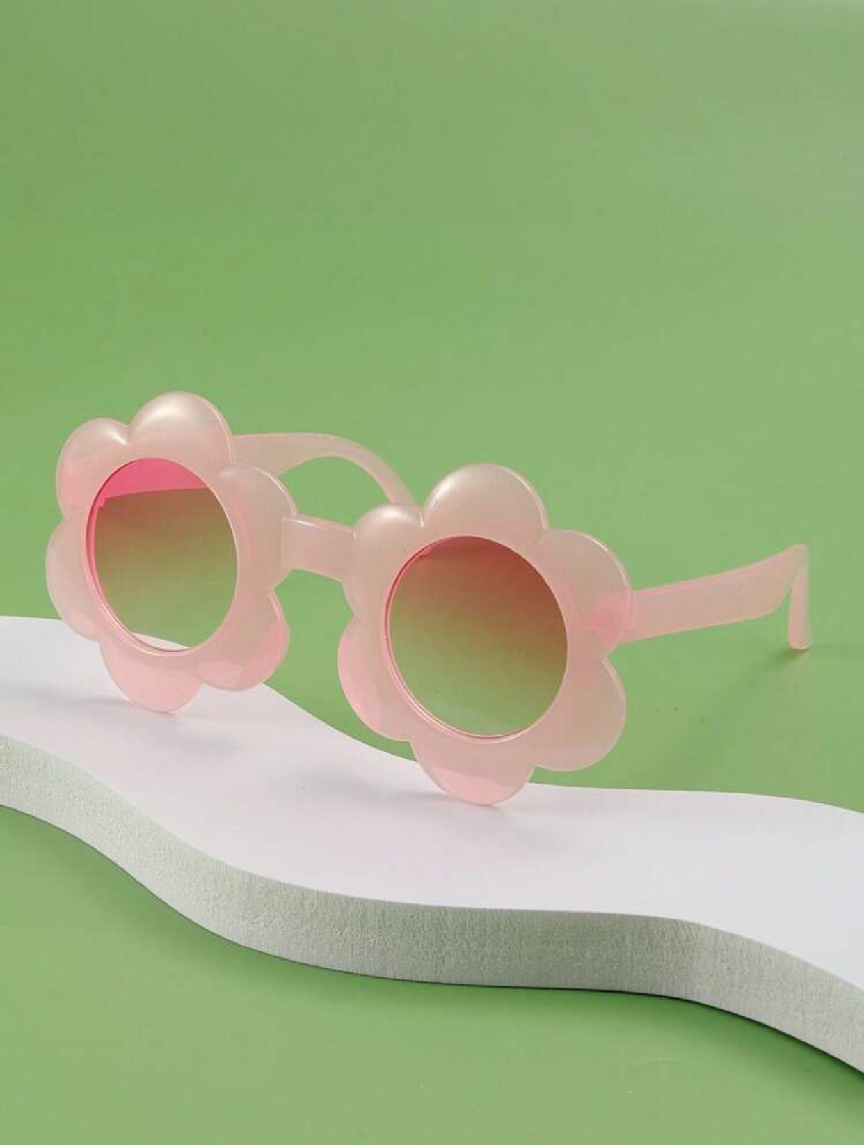 Retro Festival 70s-Inspired Translucent Pink Flower-Shaped Molded Sunglasses