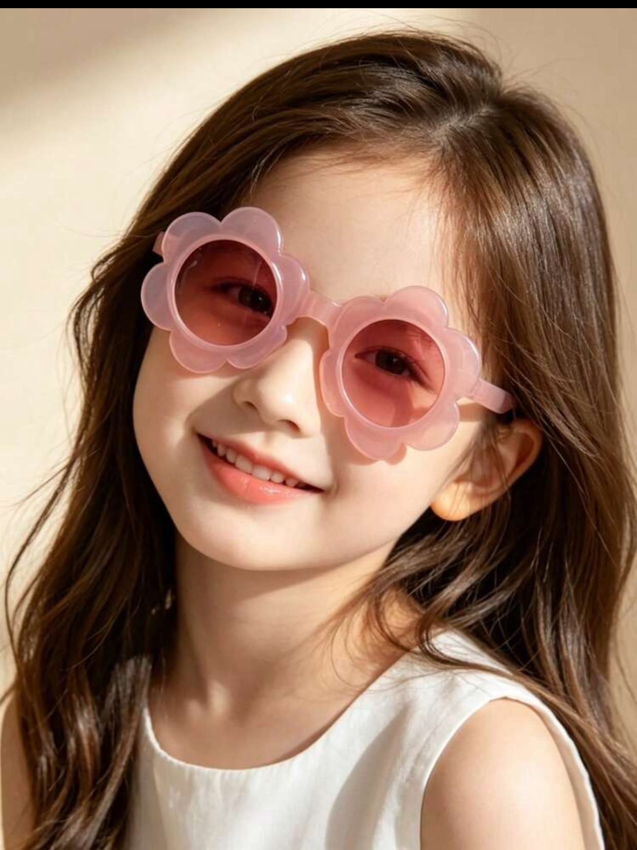 Retro Festival 70s-Inspired Translucent Pink Flower-Shaped Molded Sunglasses 2