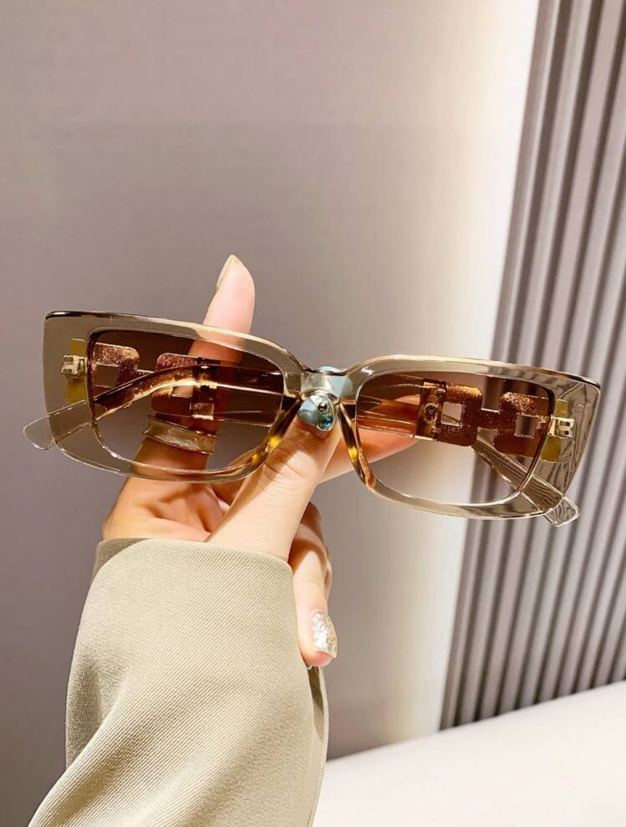 Avant-Garde Crystal Champagne Rectangular Sunglasses with Internal Metal Chain Accents 3