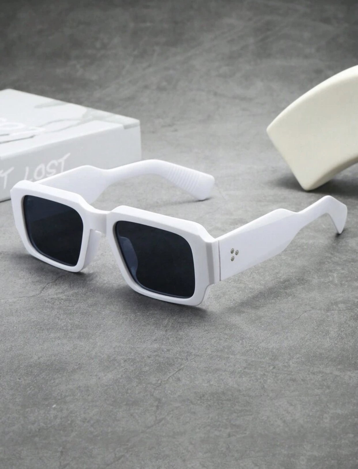 Contemporary Block-Frame Square Optical Glasses in High-Gloss Black