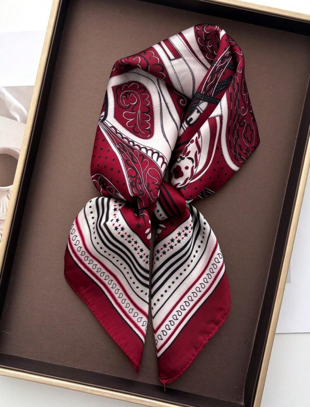 Elegant Baroque-Inspired Crimson Red and Ivory Paisley Satin Neck Tie Scarf